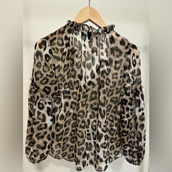 Banana Republic Women’s Leopard Print Blouse - Picture 3 of 5